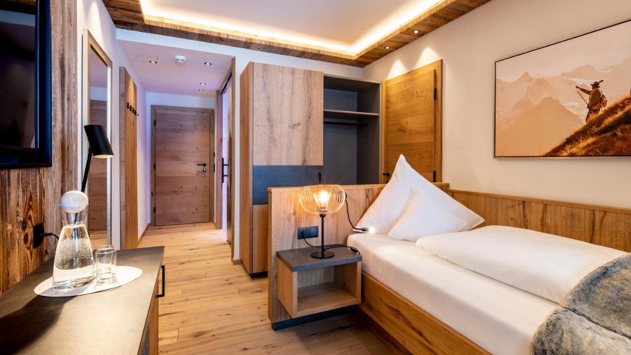 Hotel Almhof Гальтюр Экстерьер фото